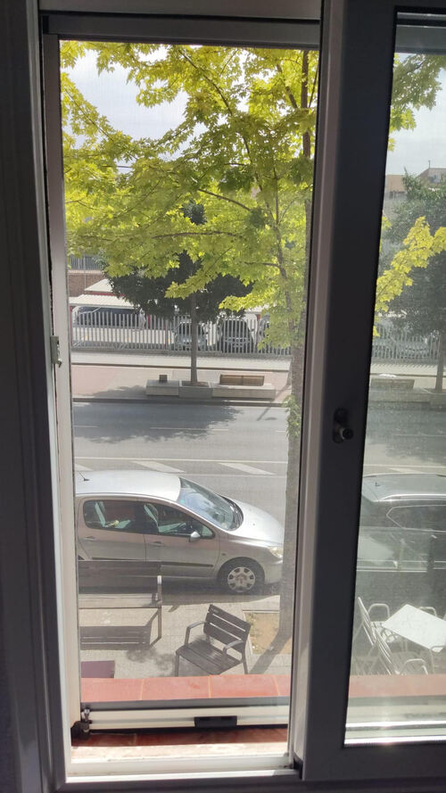 Mosquitera enrollable de aluminio